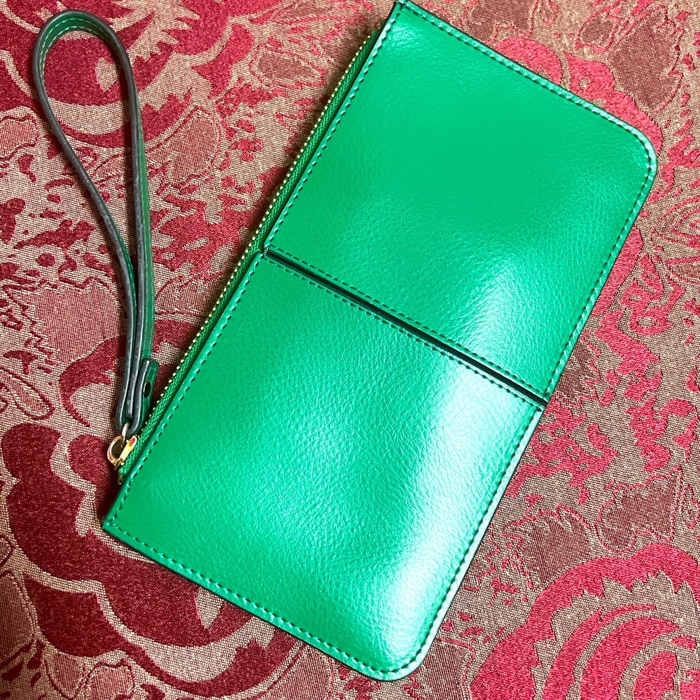 Green Wrist Wallet